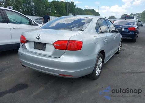2011 Volkswagen Jetta 2.5L Se z USA, uszkodzony, nr VIN 3VWDX7AJ1BM343510